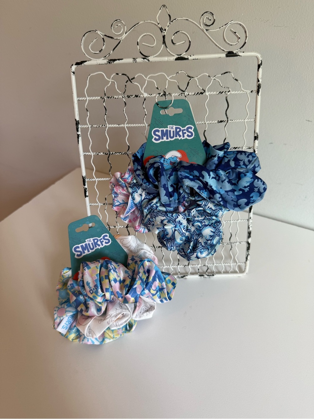 SCRUNCHIES The SMURFS! Two sets, total of six scrunchies. Brand NEW